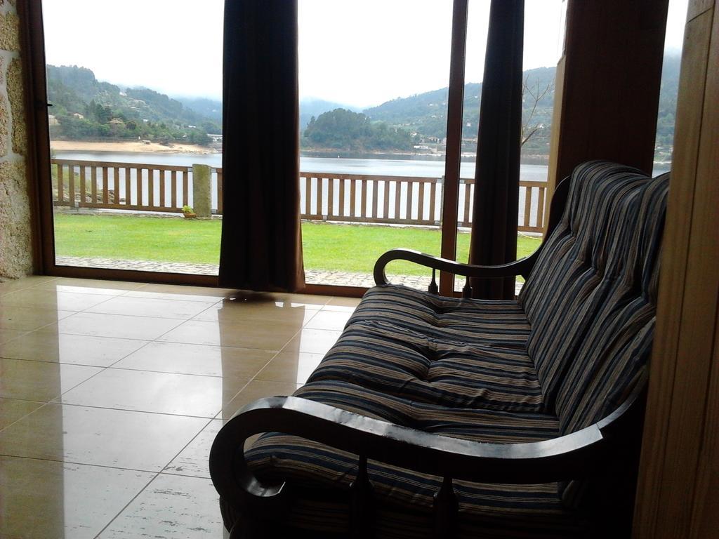 A Cabana Geres Bilik gambar