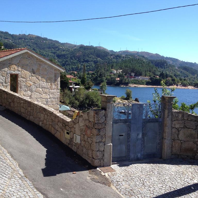 A Cabana Geres Luaran gambar